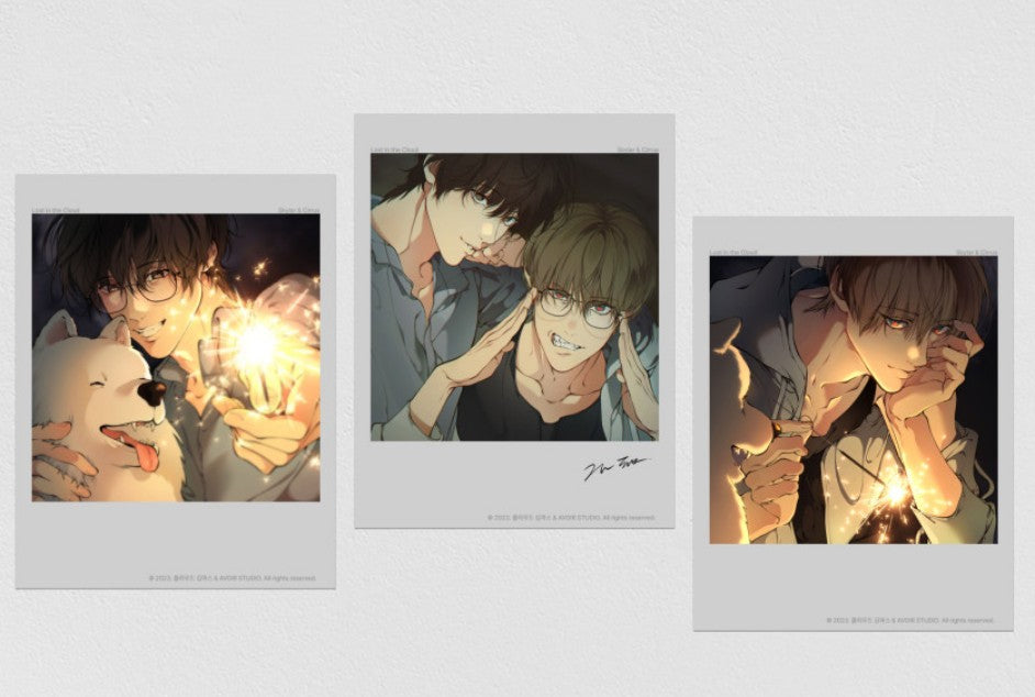 Lost in the Cloud : polaroid photo set