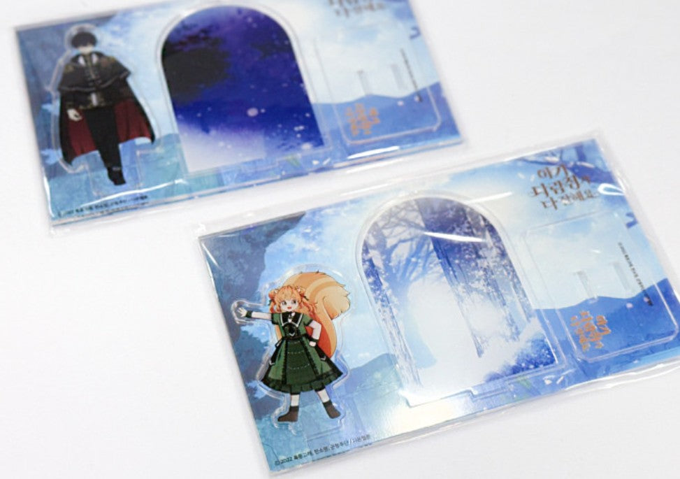 Talented Baby Squirrel : Acrylic Stand