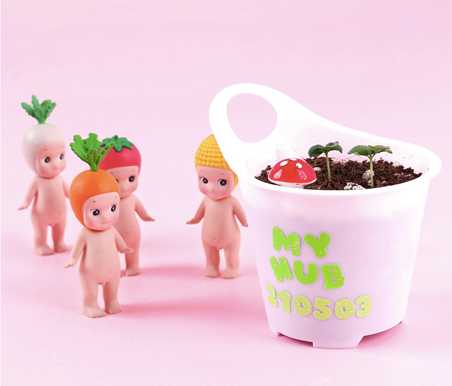 WANNATHIS Crayon Alphabet Number Sticker 12 Color set