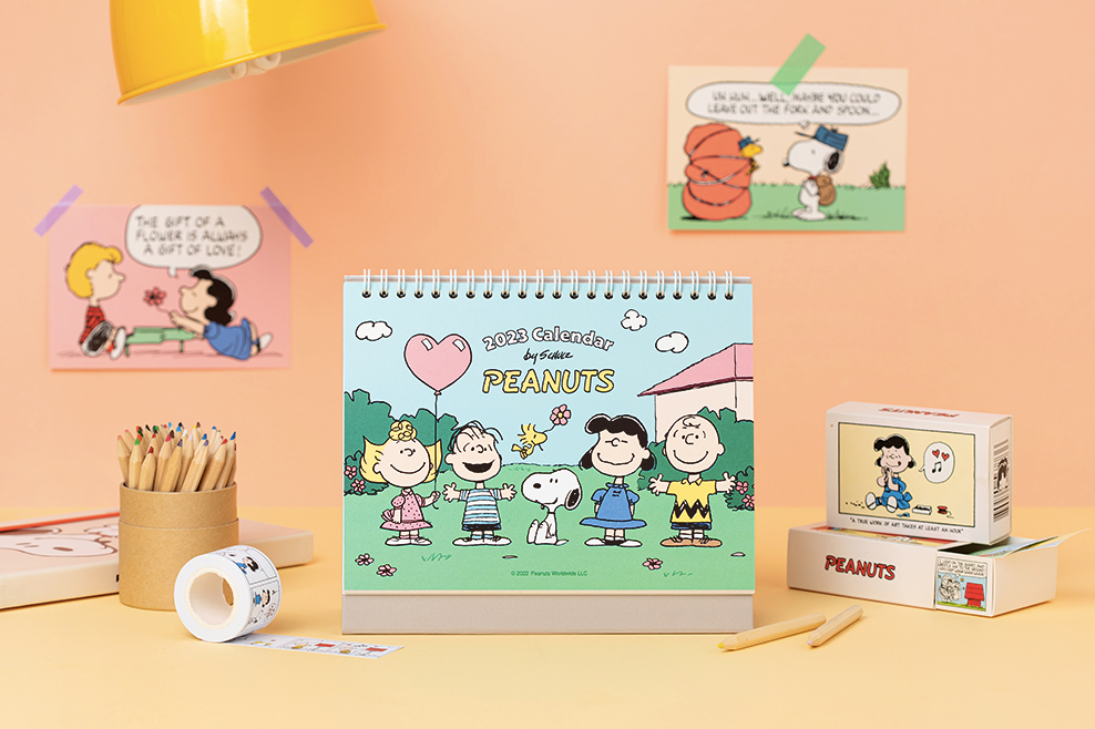2023 Desk Calendar Peanuts Snoopy