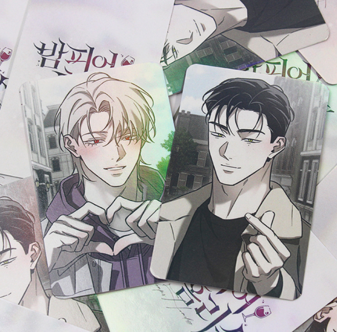 [pre-order] A Homeless Vampire : Photo Card Set (2 types)