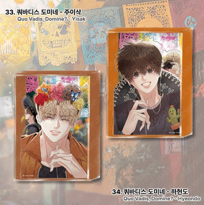 World Tour Live : Video Call Stand(couple)