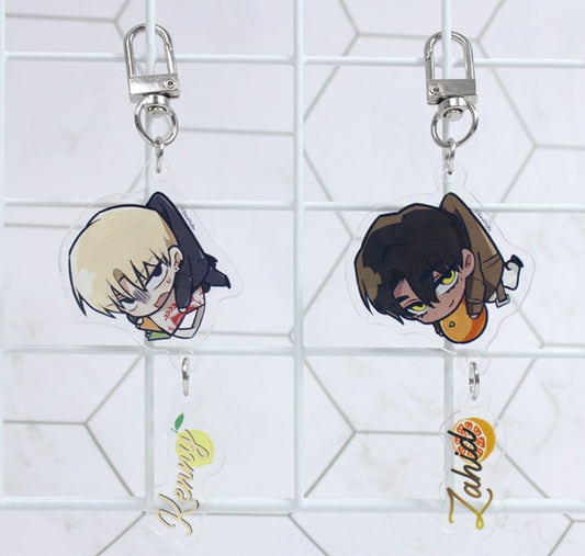 [pre-order] My roommate does it too much : Acrylic Keyring