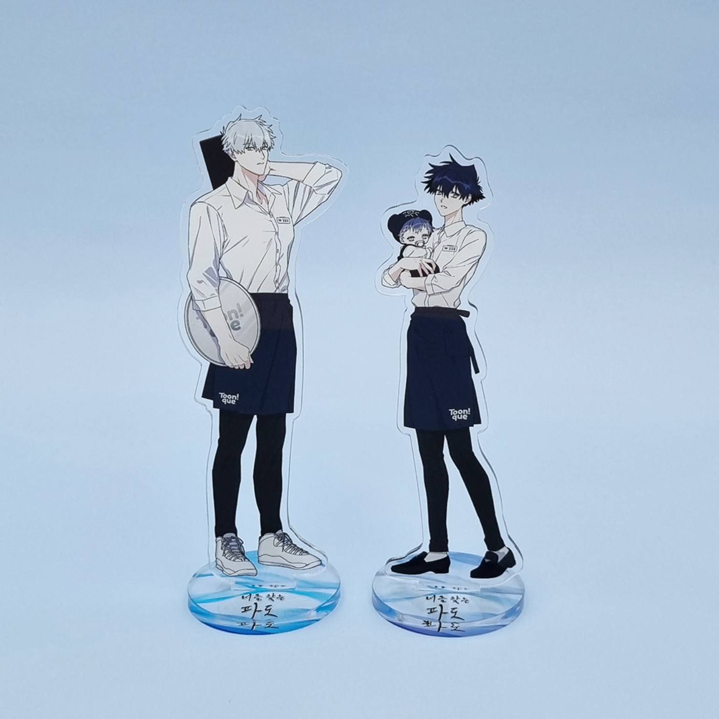 Surge towards you : acrylic stand