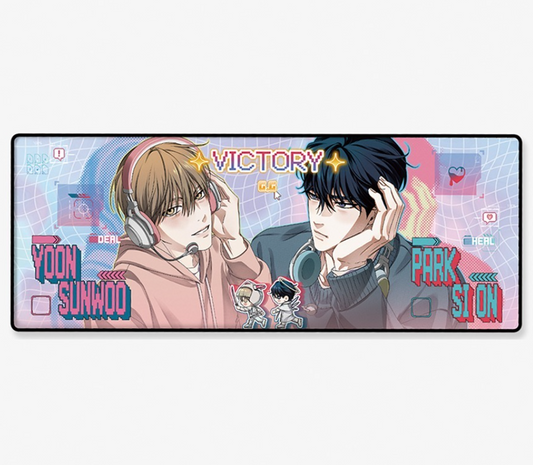 [pre-order][Limited Edition] Friend or Faux : Desk Pad