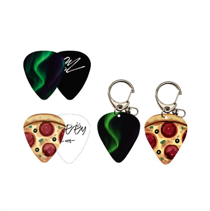 [Be On Cafe] Happy Twogether : Guitar pick + Keyring Set