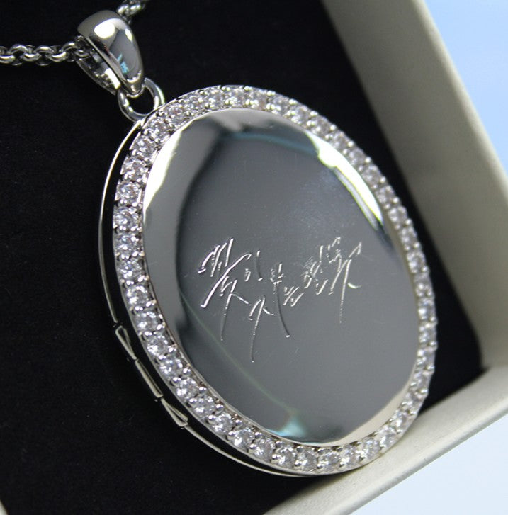 [Limited Edition] Pond Where Flowers Fall : Pendant Necklace