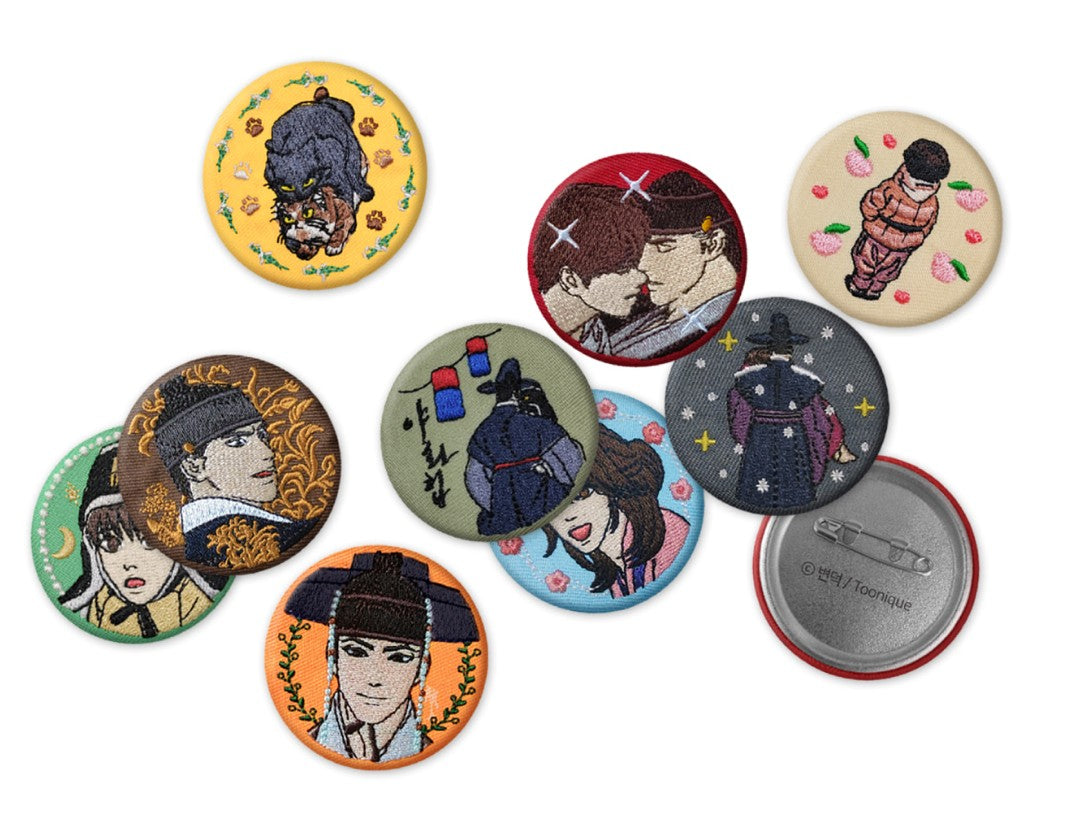 [collaboration cafe] Painter of the Night : embroidery can badge