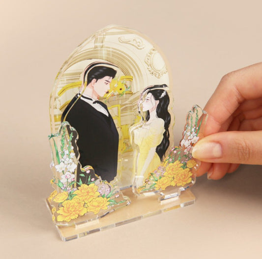 Serena : Acrylic Stand