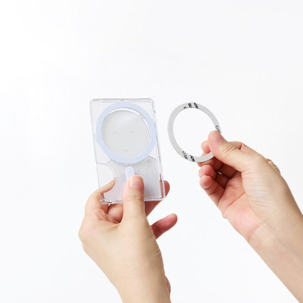 A Kind Intruder : MagSafe card holder