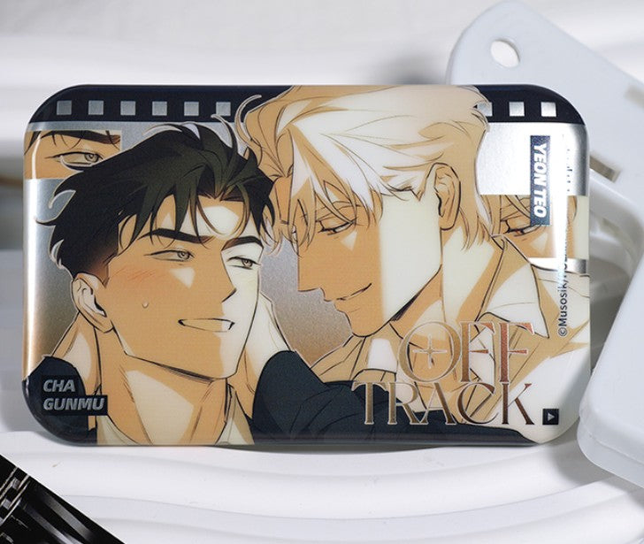 [pre-order] OFF TRACK : Square Can Badge A/B VER.