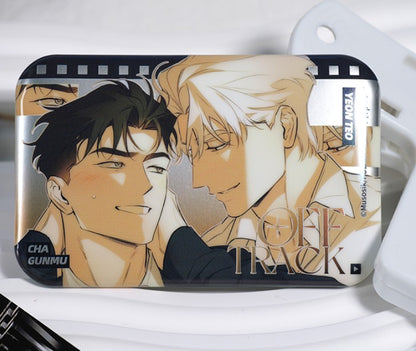 [pre-order] OFF TRACK : Square Can Badge A/B VER.