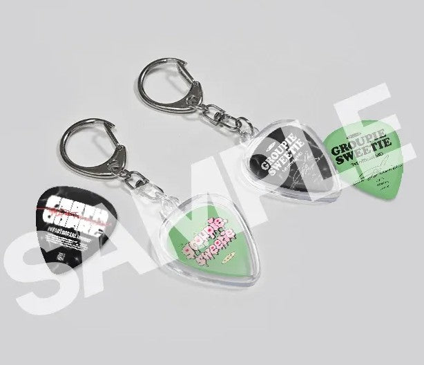 [pre-order] Groupie Sweetie : Guitar Pick Keyring Set
