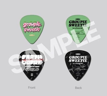 [pre-order] Groupie Sweetie : Guitar Pick Keyring Set