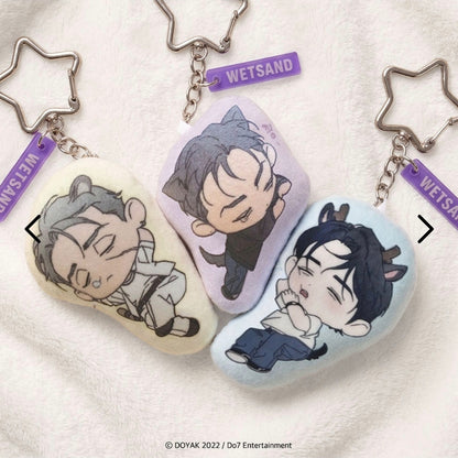 [pre-order] Wet Sand : Sleeping Cushion Keyring