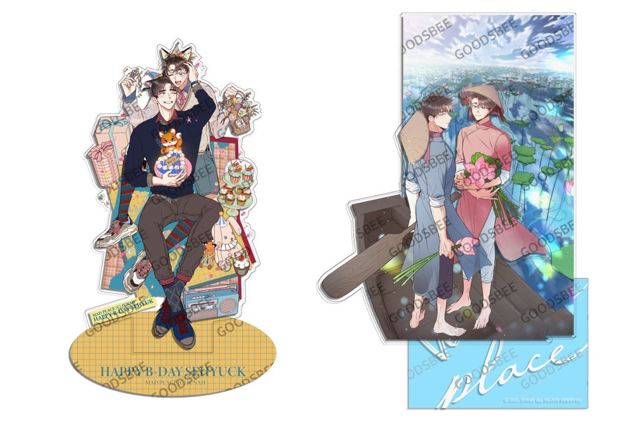 Mad Place : Acrylic Stand 2 types +1 Photo card