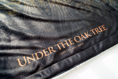 Under the Oak tree :  knee blanket